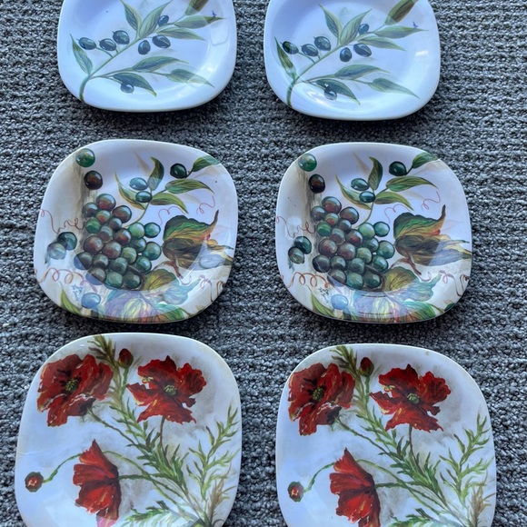 MERRITT MELAMINE PLATES - Picture 1 of 6